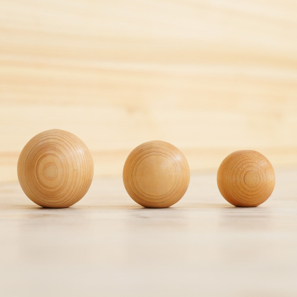 Wooden ball pool 