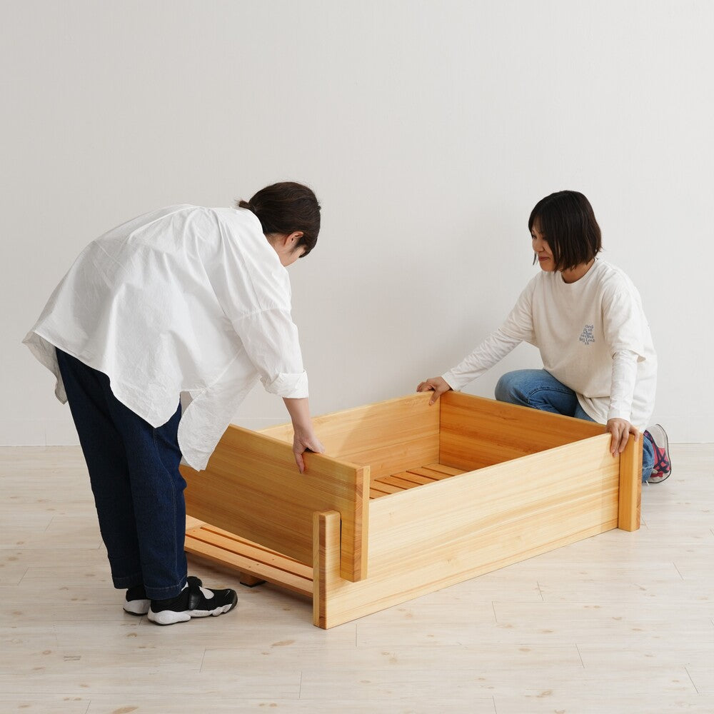 Wooden ball pool 