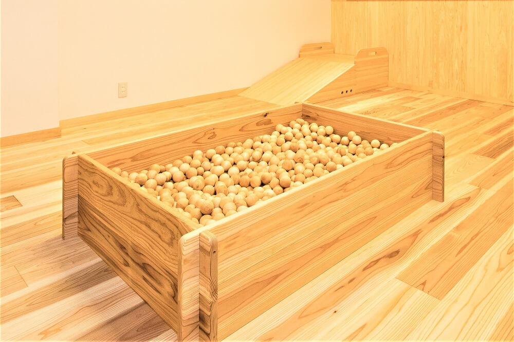 products/wooden-ball-pool5.jpg